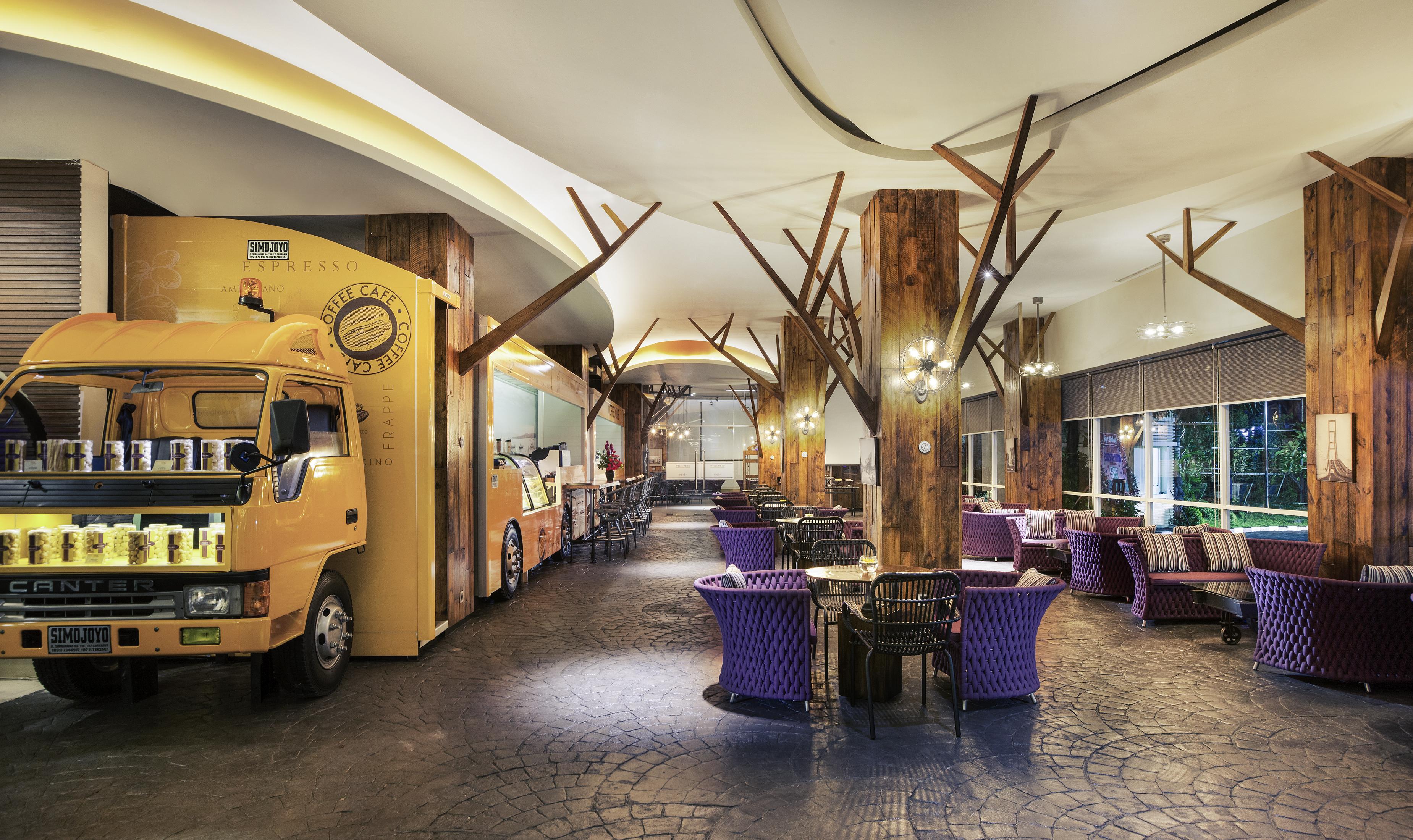 Mercure Surabaya Exterior photo